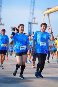 BIB: 6961, 6962
                            <button type="button" onclick="openModal(3238500)" class="btn btn-primary btn-sm float-right btn-popup" data-toggle="modal" data-target=".modal-high-quality">
                        <i class="fas fa-shopping-cart"></i> Add to Cart
                    </button>
                                            <button type="button" onclick="isThisMe(3238500, true)" class="btn btn-success btn-sm float-right btn-popup btn-isme hidden" data-toggle="tooltip" data-placement="bottom" title="นี่คือรูปของคุณใช่ไหม คลิกที่นี่เพื่อเอาเข้าอัลบั้ม">
                        <i class="fas fa-plus"></i> Add to album
                    </button>
                    <button type="button" onclick="isThisMe(3238500, false)" class="btn btn-warning btn-sm float-right btn-popup btn-isnotme hidden">
                        <i class="fas fa-ban"></i> Remove from album
                    </button>